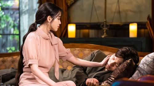 Hotel Del Luna Season 1 Episode 8 - Man-wol and Princess Song-hwa