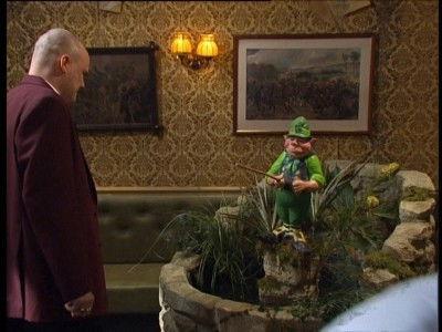 Time Gentlemen Please Season 2 Episode 3 - Wishing on a Bar