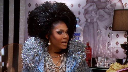 RuPaul's Drag Race: Untucked Season 2 Episode 1 - The Queen Who Mopped Xmas