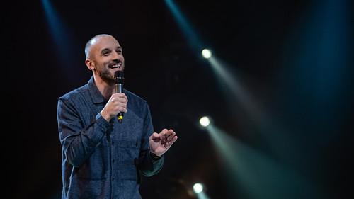 D'un rire à l'autre Season 5 Episode 1 - Episode 1