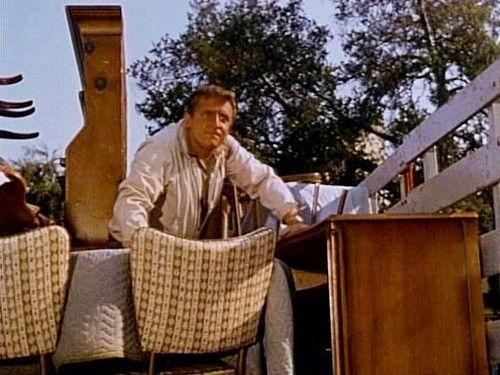 Hazel Season 5 Episode 6 - A Haunting We Will Go