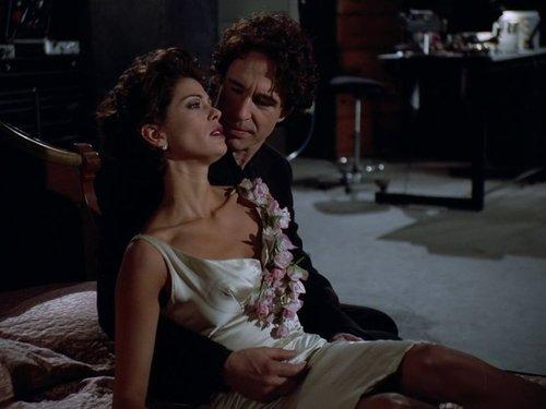 Lois & Clark: The New Adventures of Superman Season 3 Episode 17 - Seconds