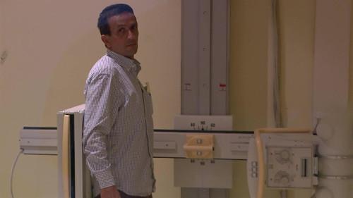 To Catch a Smuggler Season 4 Episode 6 - Sneaky Seniors