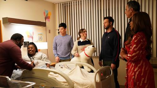 Single Parents Season 2 Episode 18 - Oh Dip, She's Having a Baby