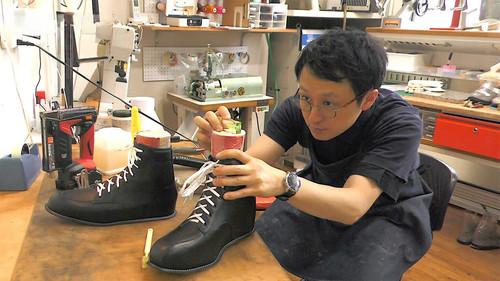 FRONTRUNNERS Season 2 Episode 6 - Orthopedic Shoe Meister - Nakai Yosuke
