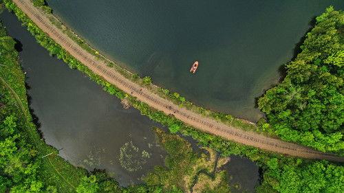 Secrets des profondeurs Season 1 Episode 8 - Episode 8