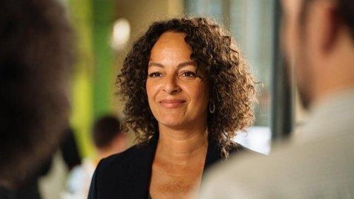 Mademoiselle Holmes Season 2 Episode 5 - Toxic