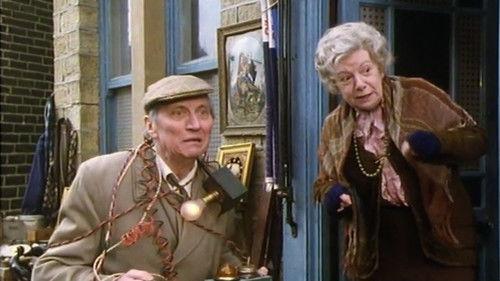 Last of the Summer Wine Season 15 Episode 4 - Have You Got A Light Mate?