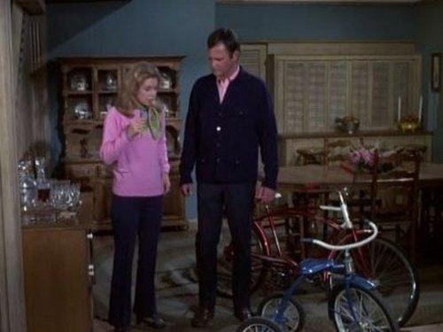 Bewitched Season 7 Episode 25 - Sam's Psychic Pslip