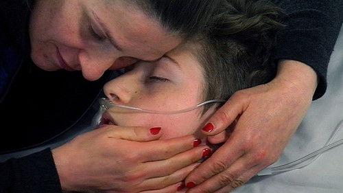 24 Hours in A&E Season 19 Episode 1 - Endless Love