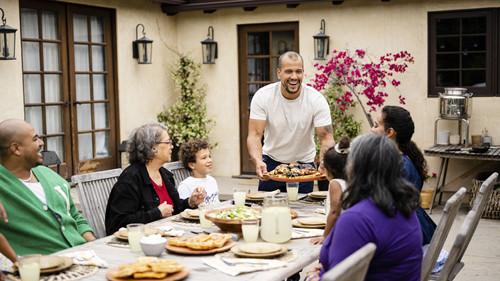 In the Kitchen with Abner and Amanda Season 2 Episode 6 - Sunday Supper