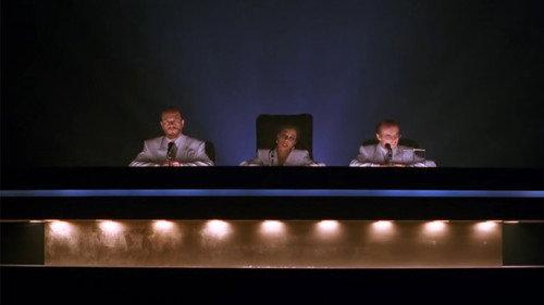 MacGyver Season 6 Episode 19 - Strictly Business
