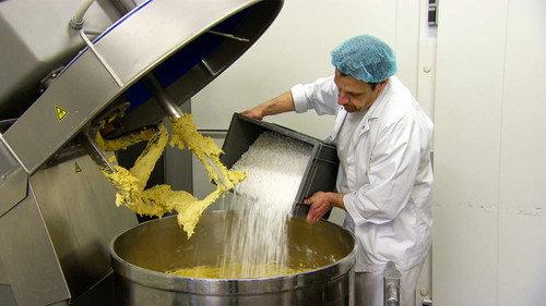 How Do They Do It? Season 12 Episode 8 - Harp Strings, Roof Windows, Belgian Waffles