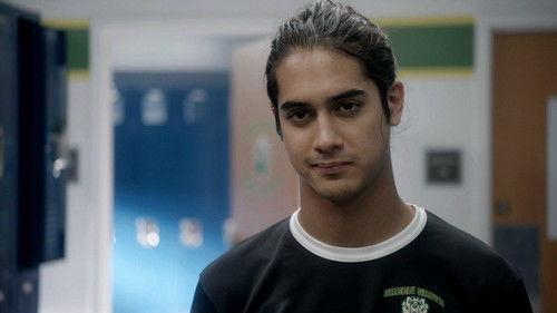 Twisted Season 1 Episode 4 - Sleeping with the Frenemy