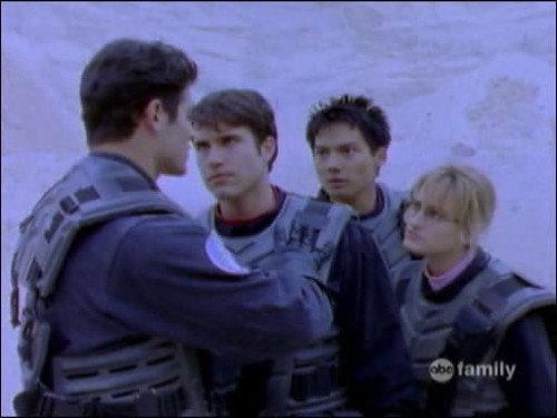 Power Rangers Season 7 Episode 1 - Quasar Quest (1)