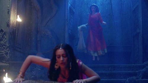 Naagin Season 3 Episode 14 - Jamini Traps Bela