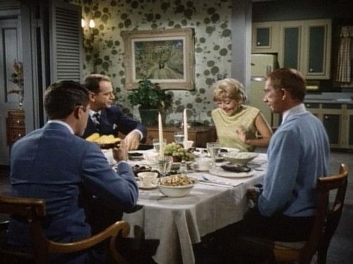 My Favorite Martian Season 3 Episode 7 - Martin Goldfinger