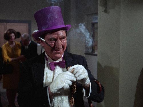 Batman Season 1 Episode 21 - The Penguin Goes Straight