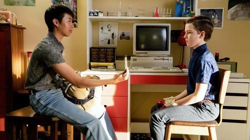 Young Sheldon Season 4 Episode 15 - A Virus, Heartbreak and a World of Possibilities