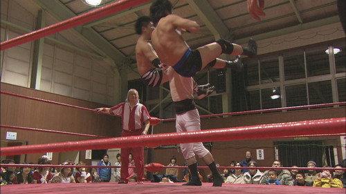 Document 72 Hours Season 5 Episode 1 - Wrestlers on the Road