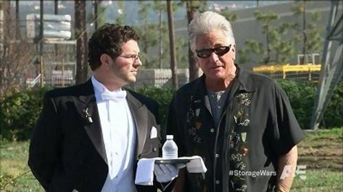 Storage Wars Season 4 Episode 19 - This Lamp's for You