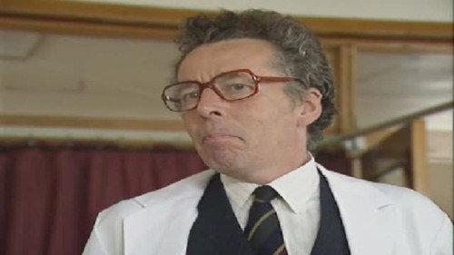 Rab C. Nesbitt Season 3 Episode 1 - Rich