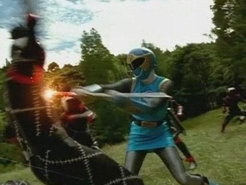 Power Rangers Season 11 Episode 23 - Tongue and Cheek