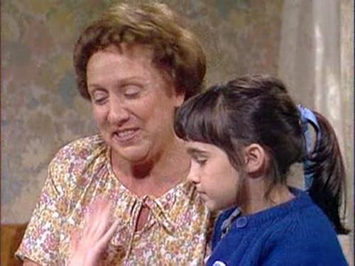 All in the Family Season 9 Episode 1 - Little Miss Bunker