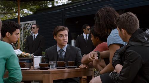 Power Rangers Season 22 Episode 16 - Rise of a Ranger