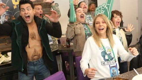 It's Always Sunny in Philadelphia Season 13 Episode 9 - The Gang Wins the Big Game