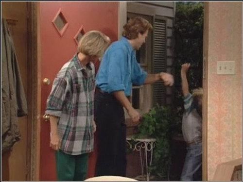 Married... with Children Season 7 Episode 1 - Magnificent Seven