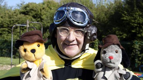 Sooty Season 2 Episode 3 - The Black Hand