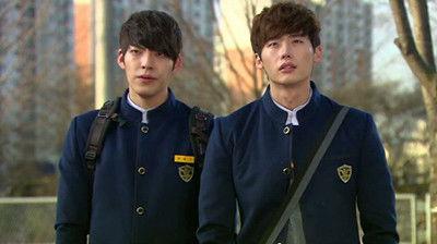 School 2013 Season 1 Episode 4 - Episode 4