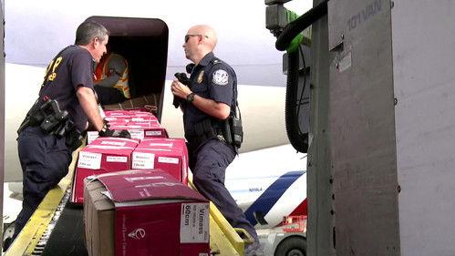 Airport 24/7: Miami Season 1 Episode 2 - Upside of Danger