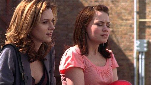 One Tree Hill Season 5 Episode 17 - Hate is Safer Than Love