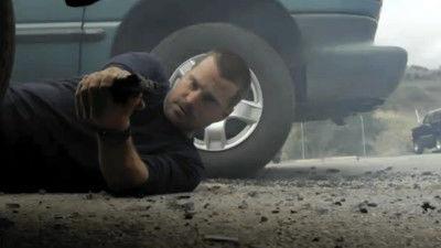 NCIS: Los Angeles Season 3 Episode 24 - Sans Voir (2)