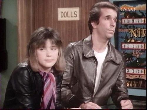 Happy Days Season 5 Episode 8 - Fonzie and Leather Tuscadero  (1)