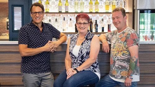 Selling Houses Australia Season 13 Episode 6 - Hotel Kaniva, VIC