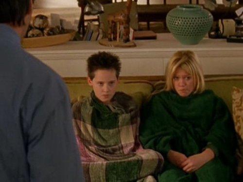 Lizzie McGuire Season 2 Episode 9 - Those Freaky McGuires