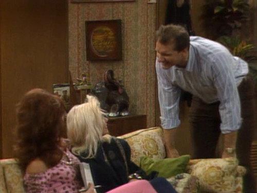 Married... with Children Season 2 Episode 8 - Born to Walk