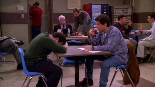 Everybody Loves Raymond Season 3 Episode 8 - The Article