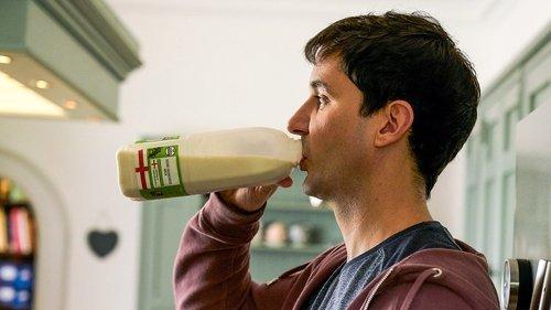 Mum Season 3 Episode 5 - Friday