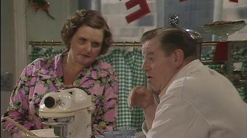 Last of the Summer Wine Season 7 Episode 2 - The White Man's Grave