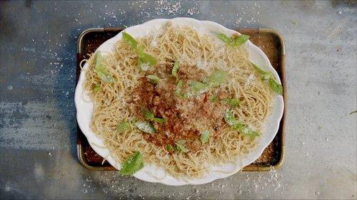 Jamie's 15-Minute Meals Season 1 Episode 8 - Crispy Duck and Chicken Cacciatore