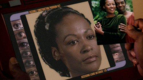 undefined Season 7 Episode 1 - Image in the Sand