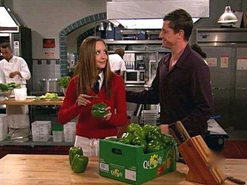 What I Like About You Season 1 Episode 16 - Holly's First Job