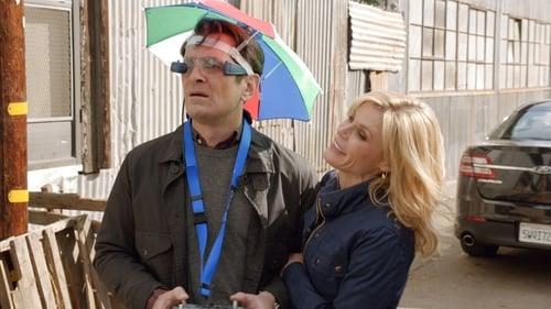 Modern Family Season 5 Episode 14 - iSpy