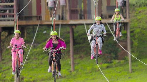 Fabulous Lives of Bollywood Wives Season 3 Episode 6 - Drunk Skunks