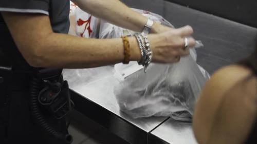 De douane in actie Season 1 Episode 1 - Episode 1