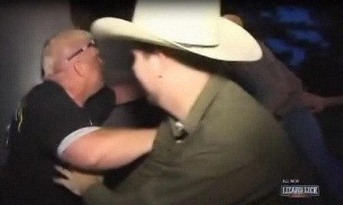Lizard Lick Towing Season 1 Episode 11 - Episode 111